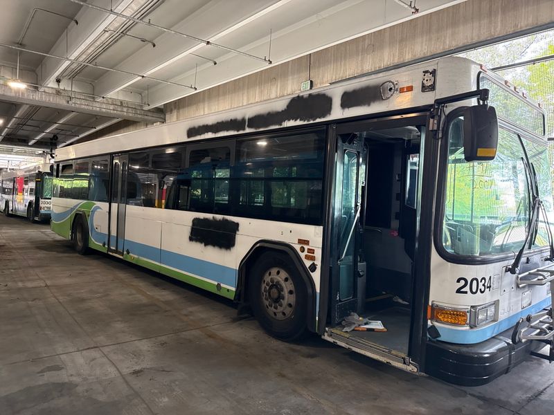 2007 Gillig 40-Foot Diesel Transit Bus - Image 1