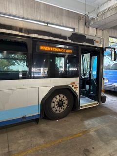 2006 Gillig 40-Foot Diesel Transit Bus - Image 20