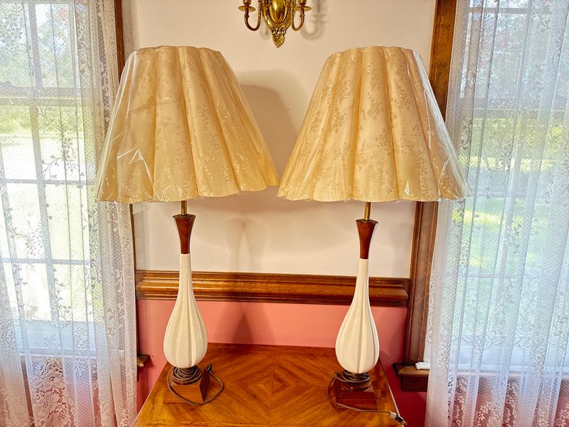 Pair of Mid-Century Modern Ceramic and Wood Teardrop Table Lamps