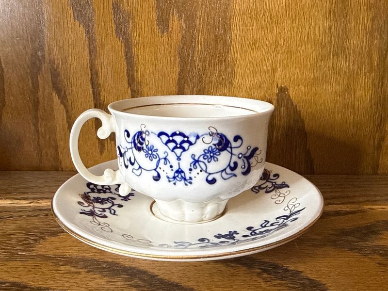 Cero Romanian Porcelain Teacup and Saucer Blue White Gold