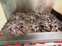 Vulcan Commercial 6 Gas Burner Stove And Griddle With 2 Standard Size Ovens  - Image 4