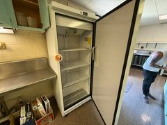 Galaxy Equipment Commercial Refridgerator - Like New  - Image 5