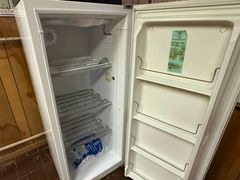 Sears Coldspot Upright Freezer  - Image 4