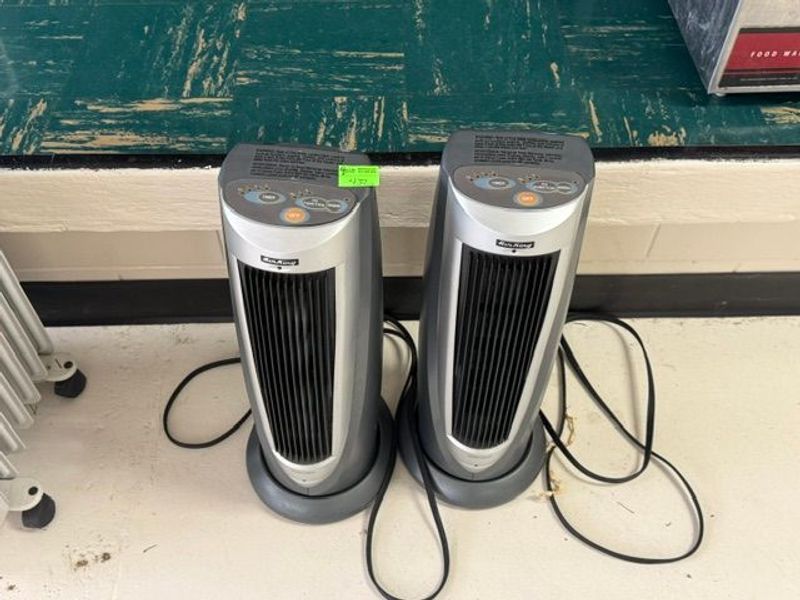 (2) Air King Portable Heaters  - Image 1