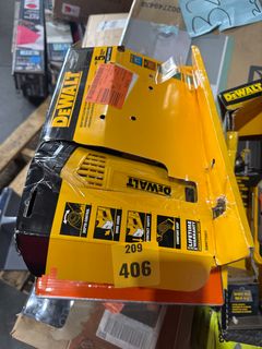 DEWALT5-in-1 Multi-Tacker and Brad Nailer - Image 2