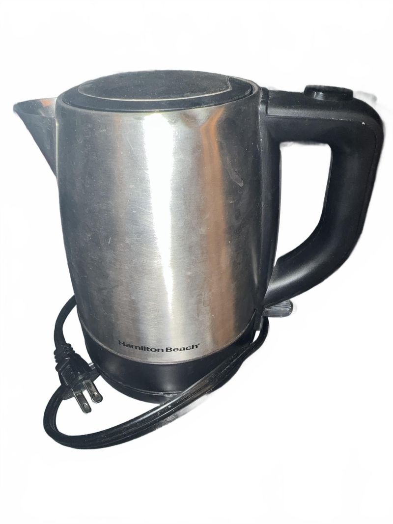 Hamilton Beach Electric Kettle K4G 1500W - Image 1