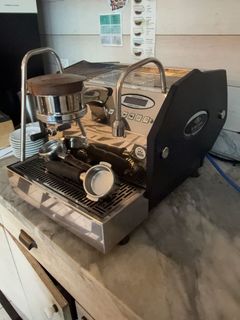 La Marzocco GB/5 Espresso Machine - Image 3
