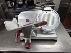 Berkel 827A-PLUS Commercial Meat Slicer - Image 2