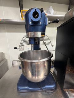 Waring Commercial 20 Qt. Mixer WSM20L - Image 2