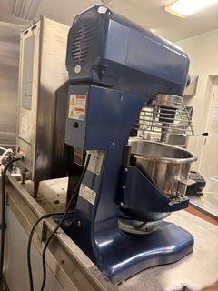 Waring Commercial 20 Qt. Mixer WSM20L - Image 4