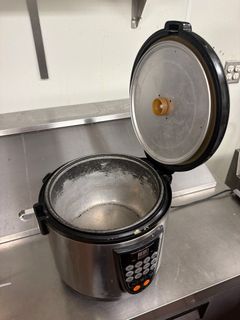 Hamilton Beach RC25 Rice Cooker - Image 3