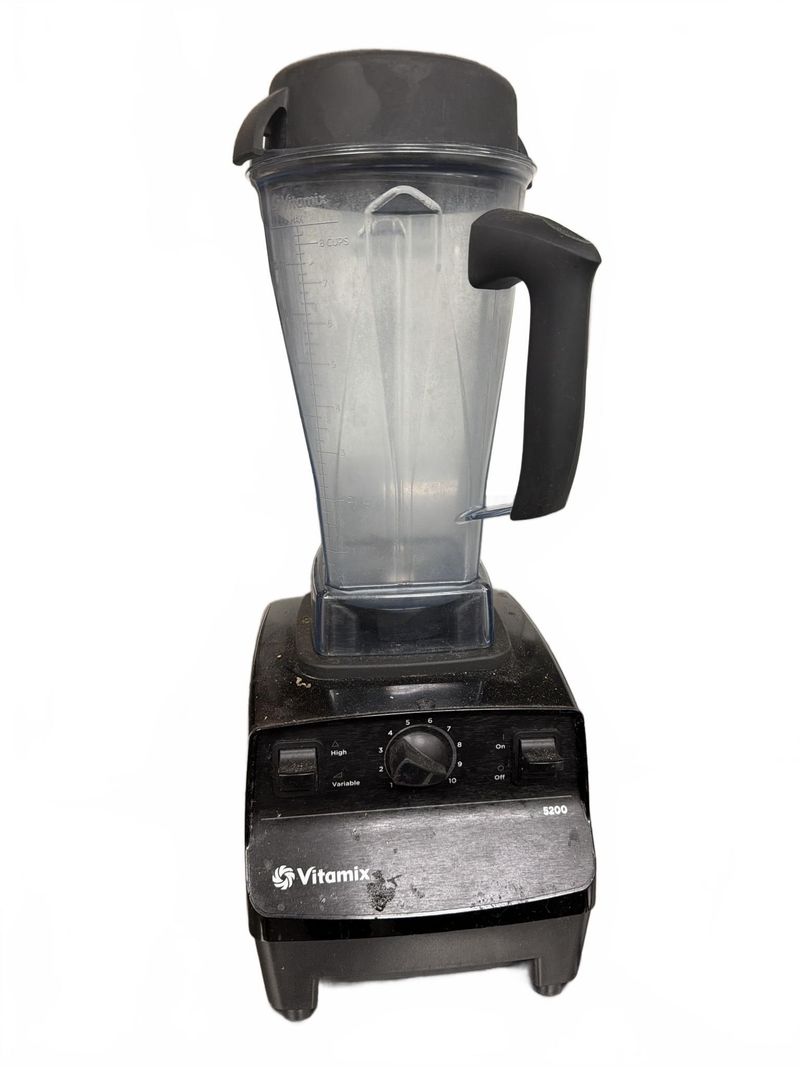 Vitamix 5200 Blender with Pitcher and Lid - Image 1