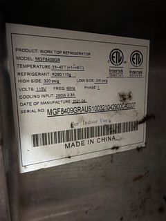 Atosa MGF8409GR Work Top Refrigerator - Image 3