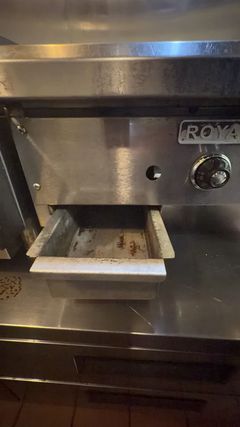 Royal Commercial Stainless Steel Griddle - Image 3