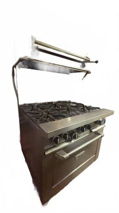 Garland Commercial Range With Broiler - Image 1
