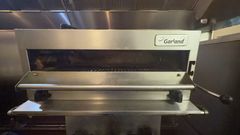 Garland Commercial Range With Broiler - Image 4