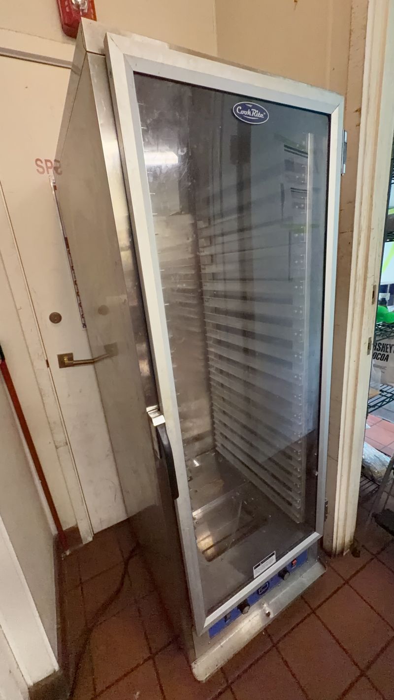 Duke Heated Cabinet AHTC-18-P 120V Proofing - Image 1