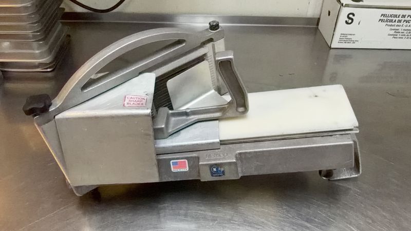 Nemco Commercial Tomato Slicer - Image 1