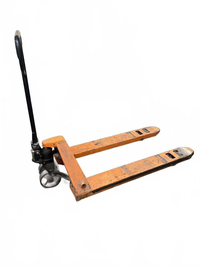 Pallet Jack - Image 1