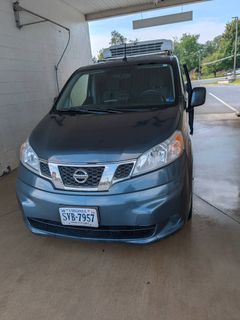 2016 Nissan NV200 SV Refrigerated Van - Image 29
