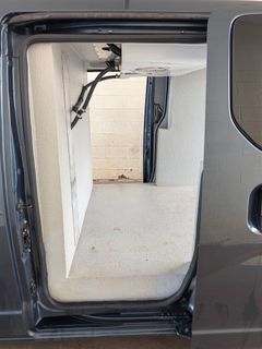 2016 Nissan NV200 SV Refrigerated Van - Image 33
