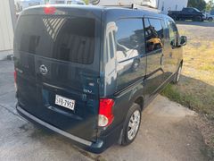 2016 Nissan NV200 SV Refrigerated Van - Image 5