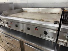 Southbend Commercial Gas Griddle HDG-48 Stainless Steel - Image 2