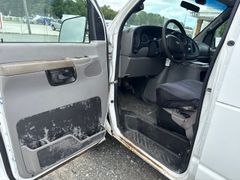 2002 Ford E-150 Cargo Van  - Image 5
