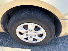 2010 Kia Sedona  - Image 11
