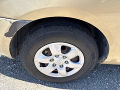 2010 Kia Sedona  - Image 16
