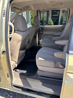 2010 Kia Sedona  - Image 21