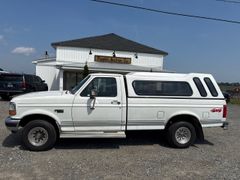 1992 Ford F150 XLT 4x4  - Image 1