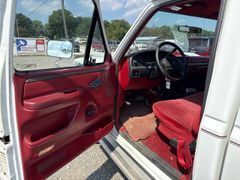 1992 Ford F150 XLT 4x4  - Image 5