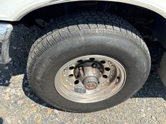 1992 Ford F150 XLT 4x4  - Image 8