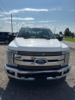 2017 Ford F250 Lariat Edition, 4x4 - Image 2