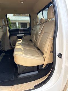 2017 Ford F250 Lariat Edition, 4x4 - Image 21