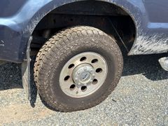 2008 Ford 250 XLT  Super Duty 4x4  - Image 18