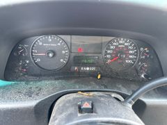 2008 Ford 250 XLT  Super Duty 4x4  - Image 25