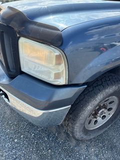 2008 Ford 250 XLT  Super Duty 4x4  - Image 9