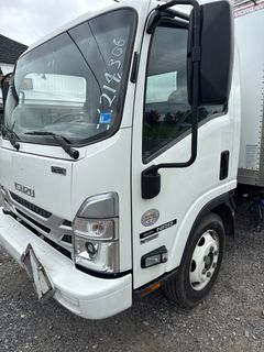 2023 Isuzu NPR Box Truck  - Image 11
