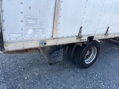 1997 Isuzu NPR 14 foot Box Truck - Image 18
