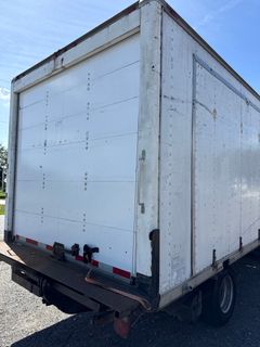 1997 Isuzu NPR 14 foot Box Truck - Image 19