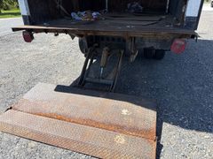1997 Isuzu NPR 14 foot Box Truck - Image 26