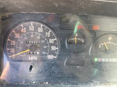1997 Isuzu NPR 14 foot Box Truck - Image 33