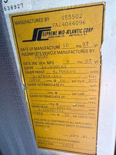 1997 Isuzu NPR 14 foot Box Truck - Image 35
