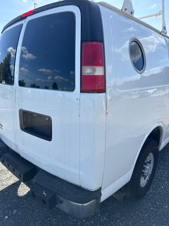 2015 Chevrolet Express Cargo Van - Image 18