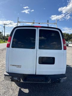 2015 Chevrolet Express Cargo Van - Image 4