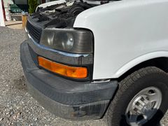 2015 Chevrolet Express Cargo Van - Image 9