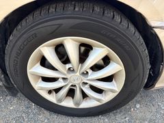 2006 Hyundai Azera Limited - Image 11