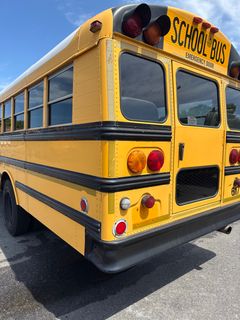 **Alternate Location** 2000 Thomas/Freightliner Diesel School Bus - Image 16